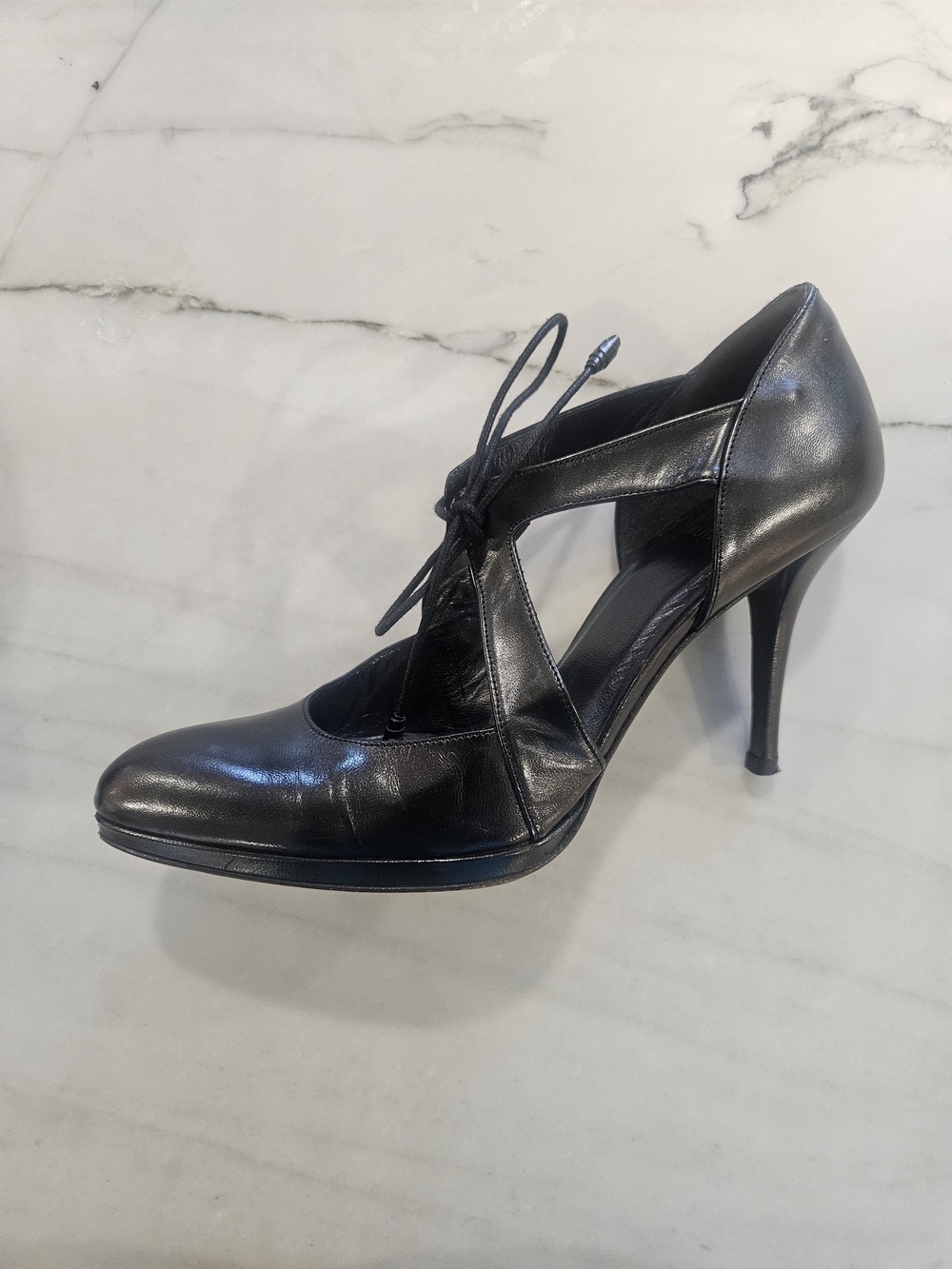 Vintage Stuart Weitzman Black Oxford Style Lace-Up Heels Cutout Pumps Size 7.5